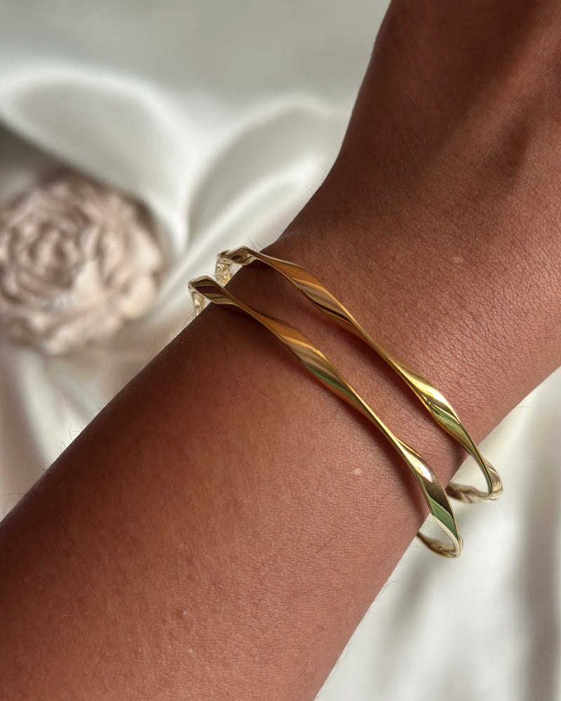 Bracelet Design Fermé Möbius