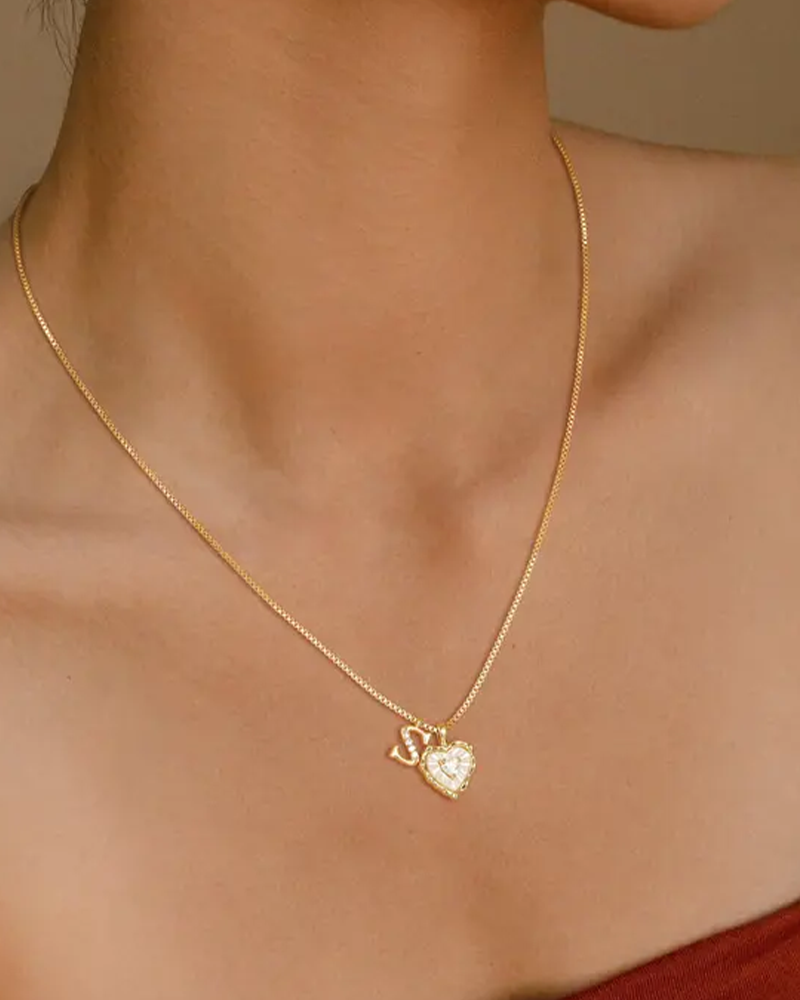 A–Z Micro-Pavé Lettre Initiale Pendentif Collier