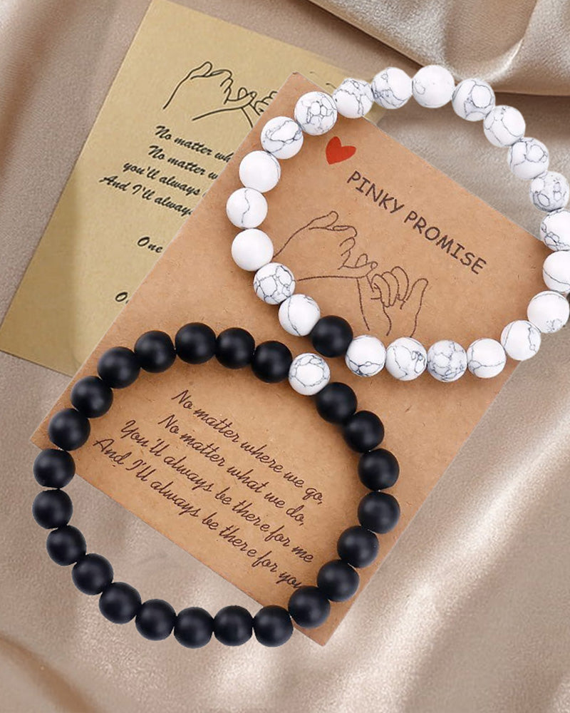 Ensemble de bracelets pour couple tissés en perles noires et blanches