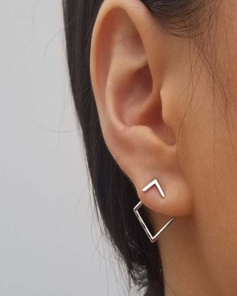 Boucles d'oreilles simples et élégantes en forme de diamant
