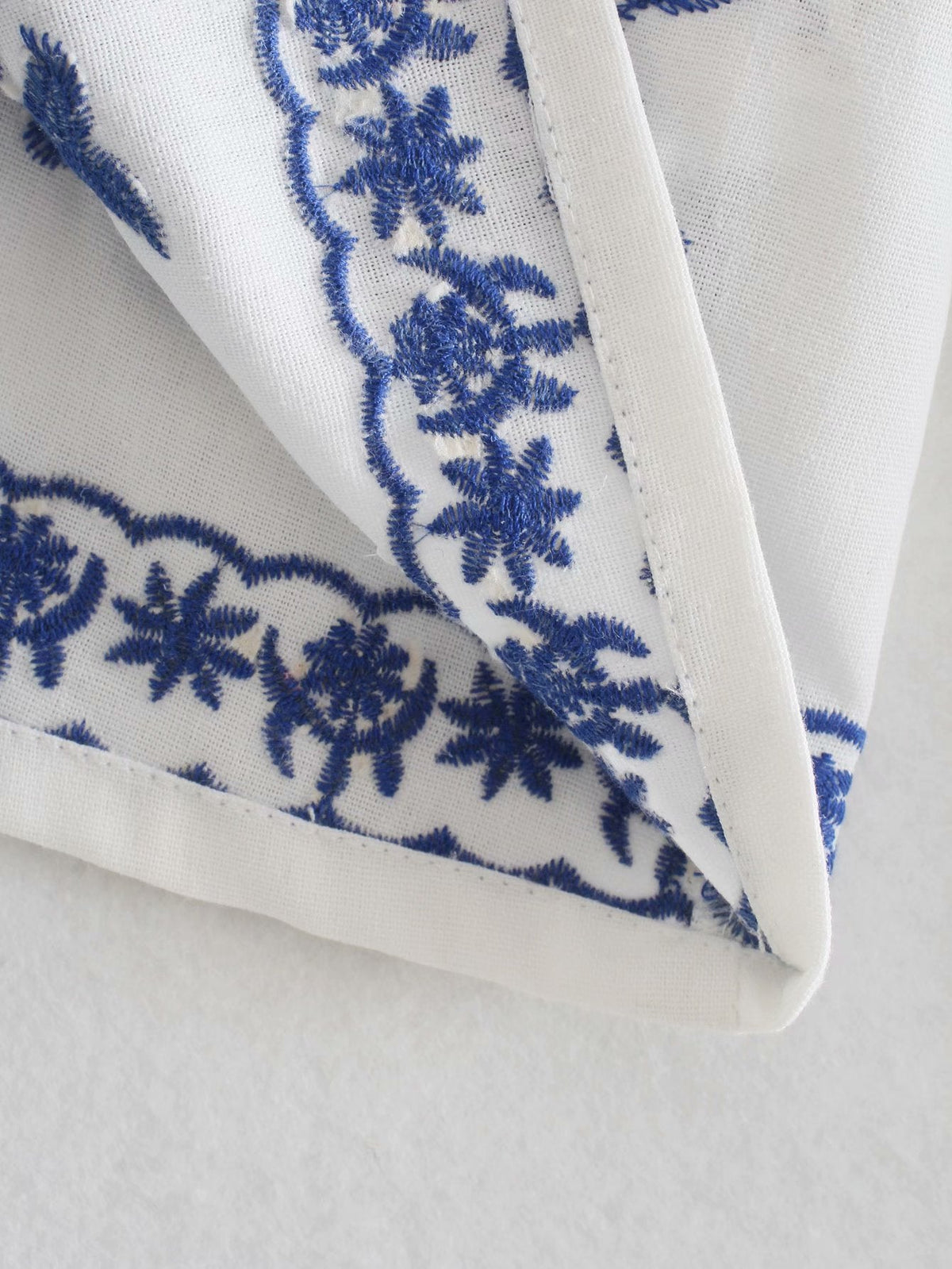 Hélène | Blouse brodée à l'esprit bohème